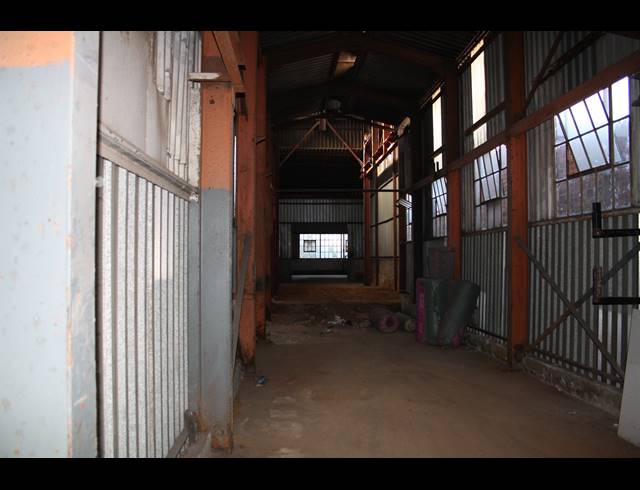 Industrial property to rent in ANDERBOLT